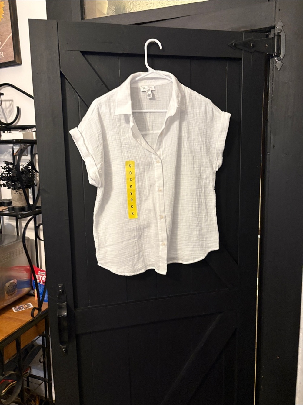 Girls' White Short-Sleeve Button-Up Shirt - Lightweight Summer Top